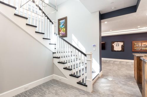 655 Hillcrest Ave, La Canada CA  91011-4040 exterior