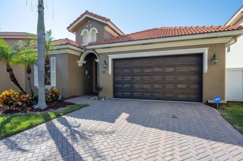 6528 Compass Rose Ct, West Palm Beach, FL 33411-6427