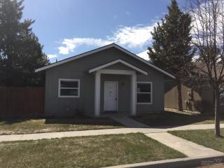 20667 Honeysuckle Ln, Bend OR  97702-2780 exterior