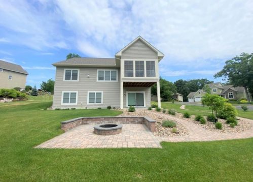 1115 10th St, Hudson WI  54016-0014 exterior