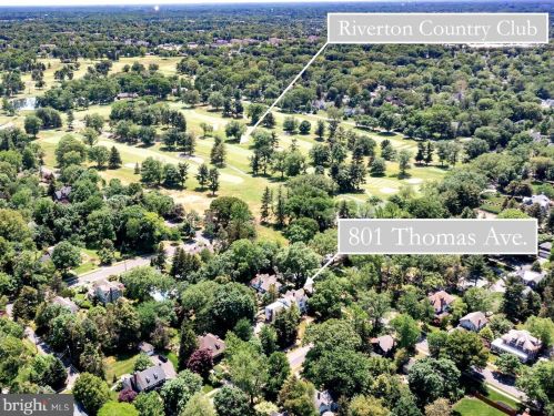 801 Thomas Ave, Riverton NJ  08077-1030 exterior