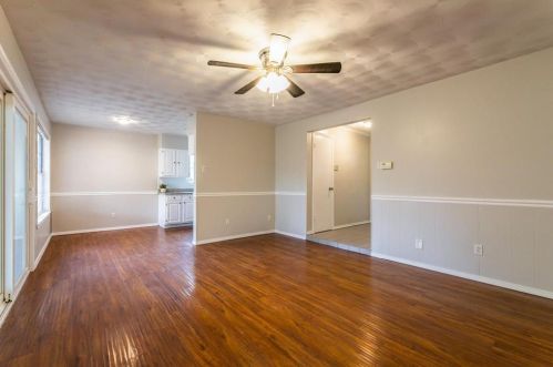 3621 Pleasant Run Rd, Irving TX  75062-3207 exterior
