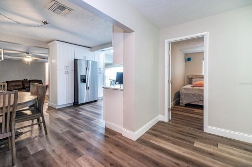 2406 Sunset Ln, Lutz FL  33549-8209 exterior