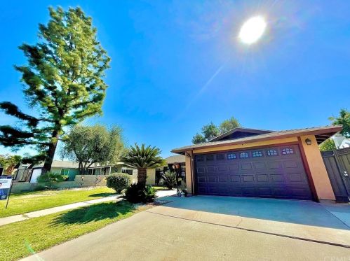 9101 Butternut Ave, Bakersfield, CA 93306-6741