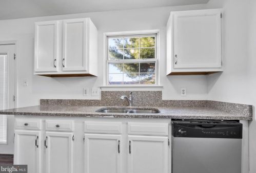 922 Gray St, New Castle DE 19720-6035 exterior