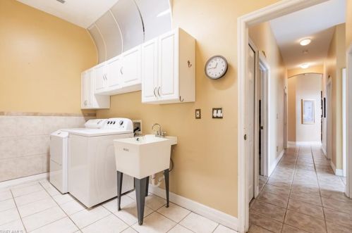 796 Grand Rpd Blvd, Naples FL 34120-4469 exterior