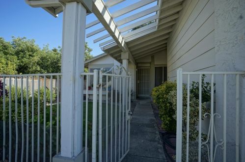 1653 Trieste Ct, San Jose, CA 95122-3833