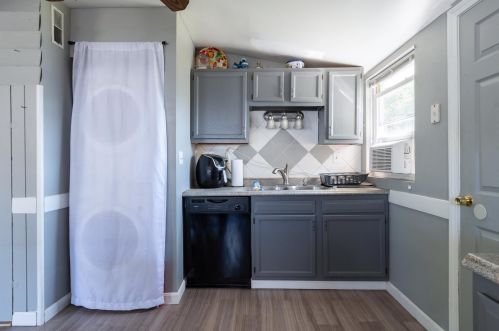 20 Houde St, Nashua NH 03060-3010 exterior