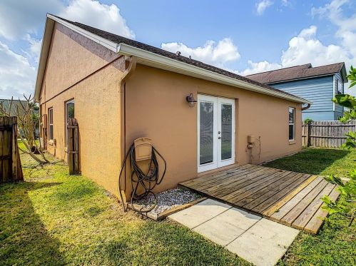 822 Mclean Ct, Orlando FL 32825-6367 exterior