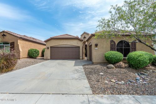 41717 Celebration Ct, Phoenix, AZ 85086-2744