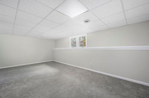 36 Old Farm Rd, Mansfield MA  02048-1709 exterior