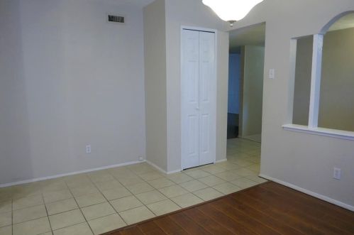 925 Middle Cove Dr, Plano TX  75023-4918 exterior