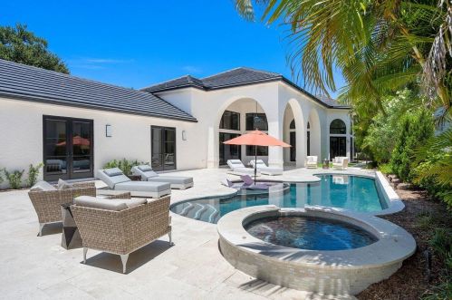 16510 Senterra Dr, Delray Beach FL  33484-6985 exterior