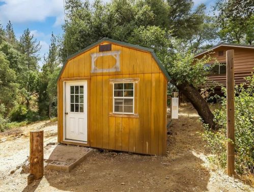 10409 Wolf Rd, Grass Valley CA  95949-7805 exterior