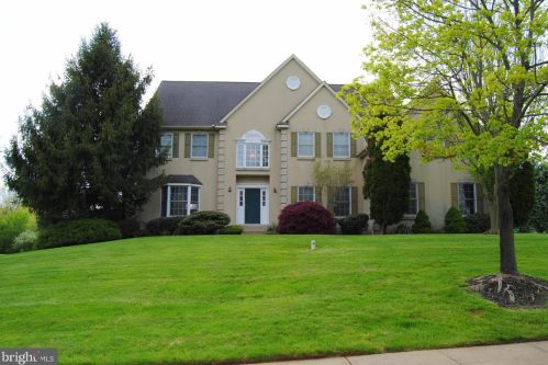 165 Brochant Cir, Blue Bell, PA 19422-1436