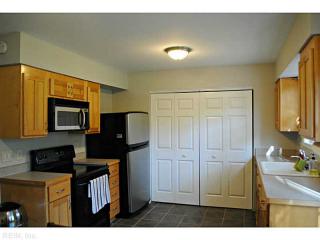 172 Racefield Dr, Toano VA  23168-8917 exterior