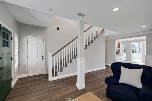 1336 1st St, Manhattan Beach CA  90266-6902 exterior