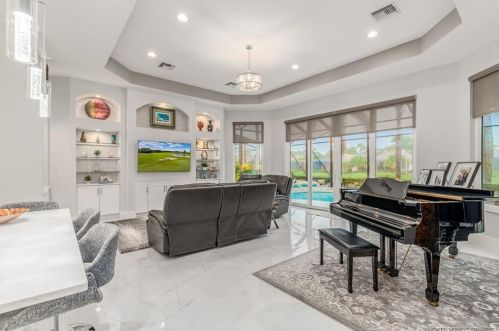 8801 One Putt Pl, Fort Pierce FL  34986-3068 exterior