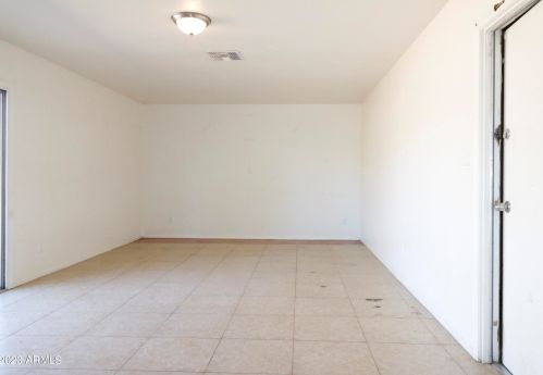 3924 Angela Dr, Glendale, AZ 85308-3013
