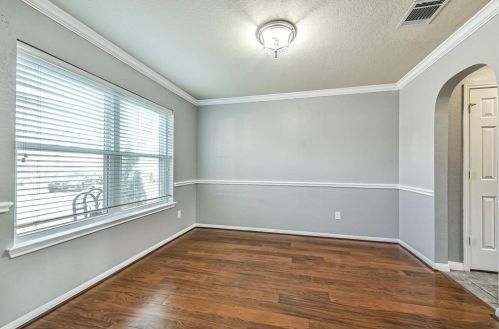 421 Spencer Lndg Ln, Morgans Point TX  77571-9147 exterior