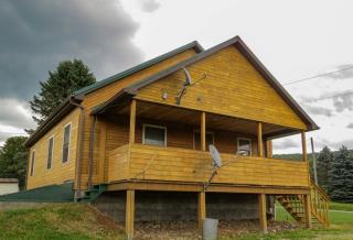 2589 Eleven Mile Rd, Millport, PA 16748-8411