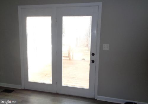 737 Lakeview Pkwy, Locust Grove VA  22508-5131 exterior