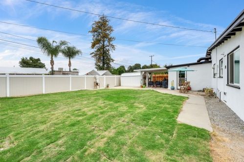 1703 Alta St, Redlands CA  92374-2329 exterior