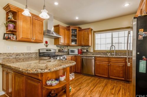 505 Alexander St, Glendale CA 91203-1621 exterior