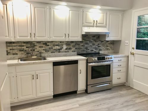 197 Central Park Rd, Hicksville NY  11803-2003 exterior