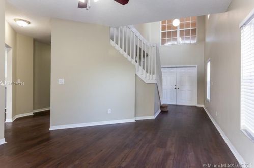 1398 106th Ave, Hollywood FL  33025-4789 exterior