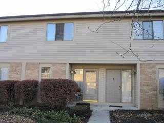 2620 Cedar Lake Dr, Dublin, OH 43016-9577