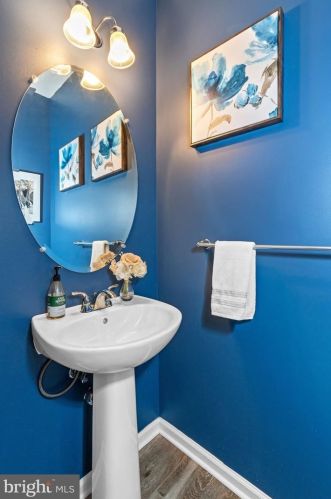 4115 Sophia Ln, Boothwyn PA  19061-2807 exterior