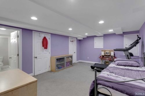 1663 River Rd, Teaneck NJ  07666-2259 exterior