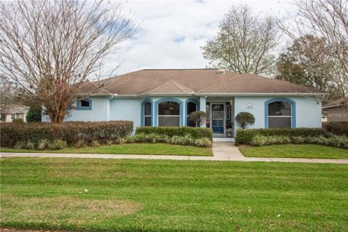 3625 Bayshore Cir, Tavares, FL 32778-9466
