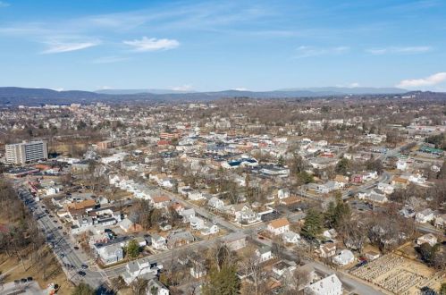 45 Lagrange Ave, Poughkeepsie NY  12603-2420 exterior