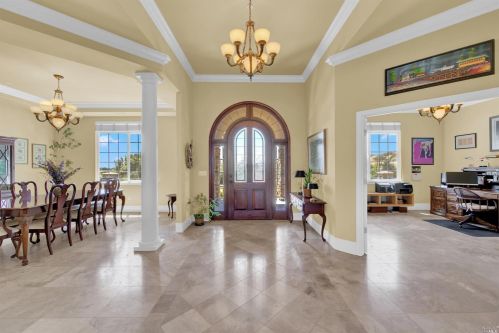 3959 Skyhawk Ln, Vacaville CA  95688-9516 exterior