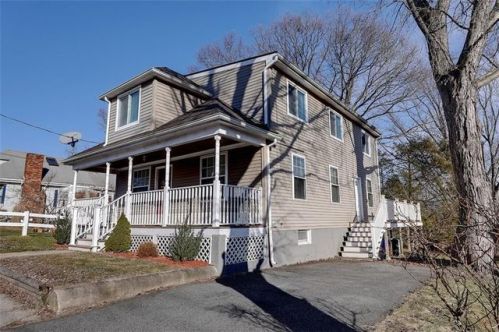 119 England St, Cumberland RI  02864-7506 exterior