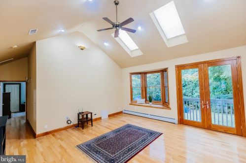 223 Meadow Dr, Yardley PA  19067-1311 exterior