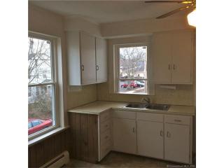 128 Colony St, Wallingford CT  06492-3651 exterior