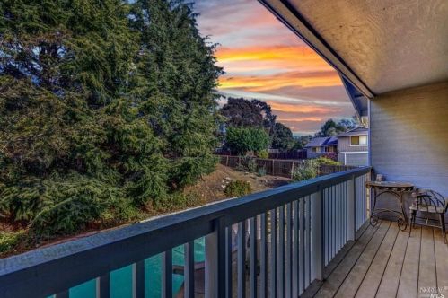 311 Dl Ct, Benicia CA 94510-2133 exterior