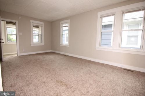 816 Bergen St, Gloucester NJ  08030-1541 exterior