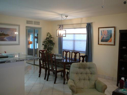 83 Seville F, Delray Beach FL  33446-2103 exterior