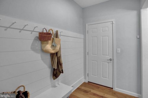 15 Waverly Ln, Carlisle PA  17015-7119 exterior