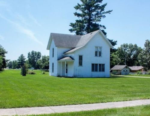 237 1st St, Dumont, IA 50625-7700