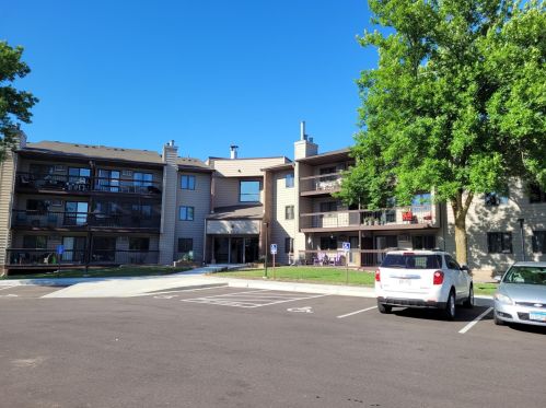 4350 Trenton Ln, Minneapolis MN  55442-2803 exterior