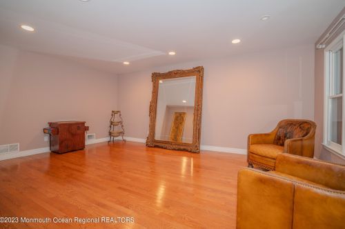 104 Leah Ct, East Freehold, NJ 07728-5403