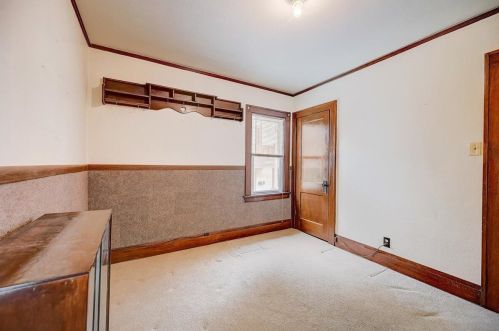 239 60, Milwaukee WI 53219-2131 exterior