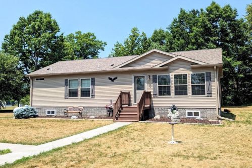 1108 Dakota Ave, Friendship, WI 53934-9470