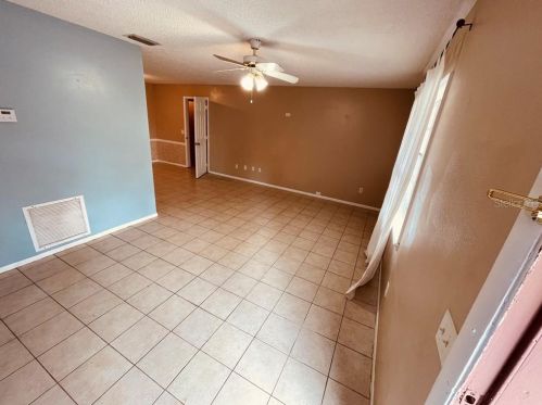 581 Blue Springs Ct, Orange City FL  32763-6444 exterior