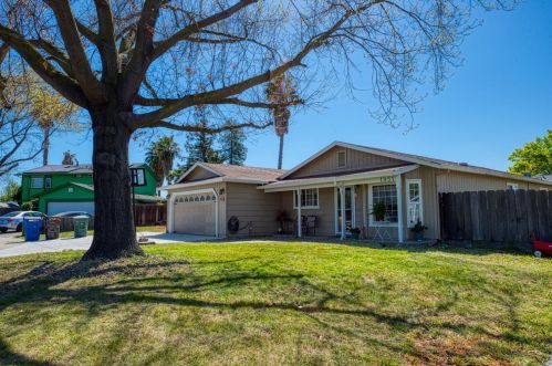 1951 Ginger Pl, Manteca, CA 95336-6202